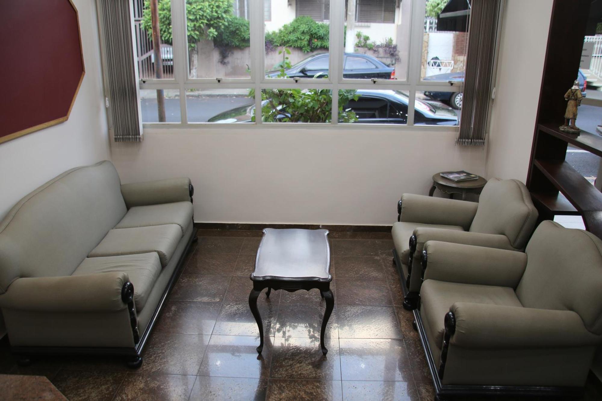 Voa água Eterna Hotel