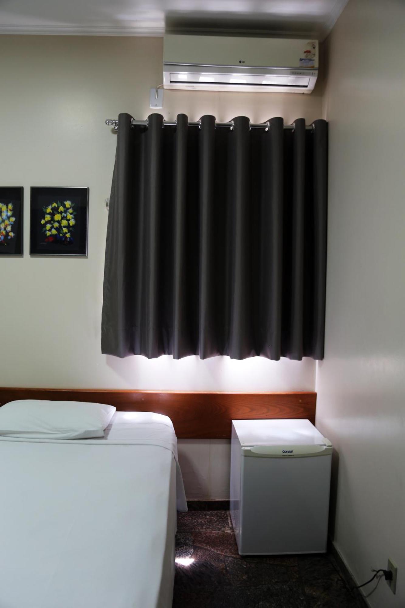 Voa água Eterna Hotel