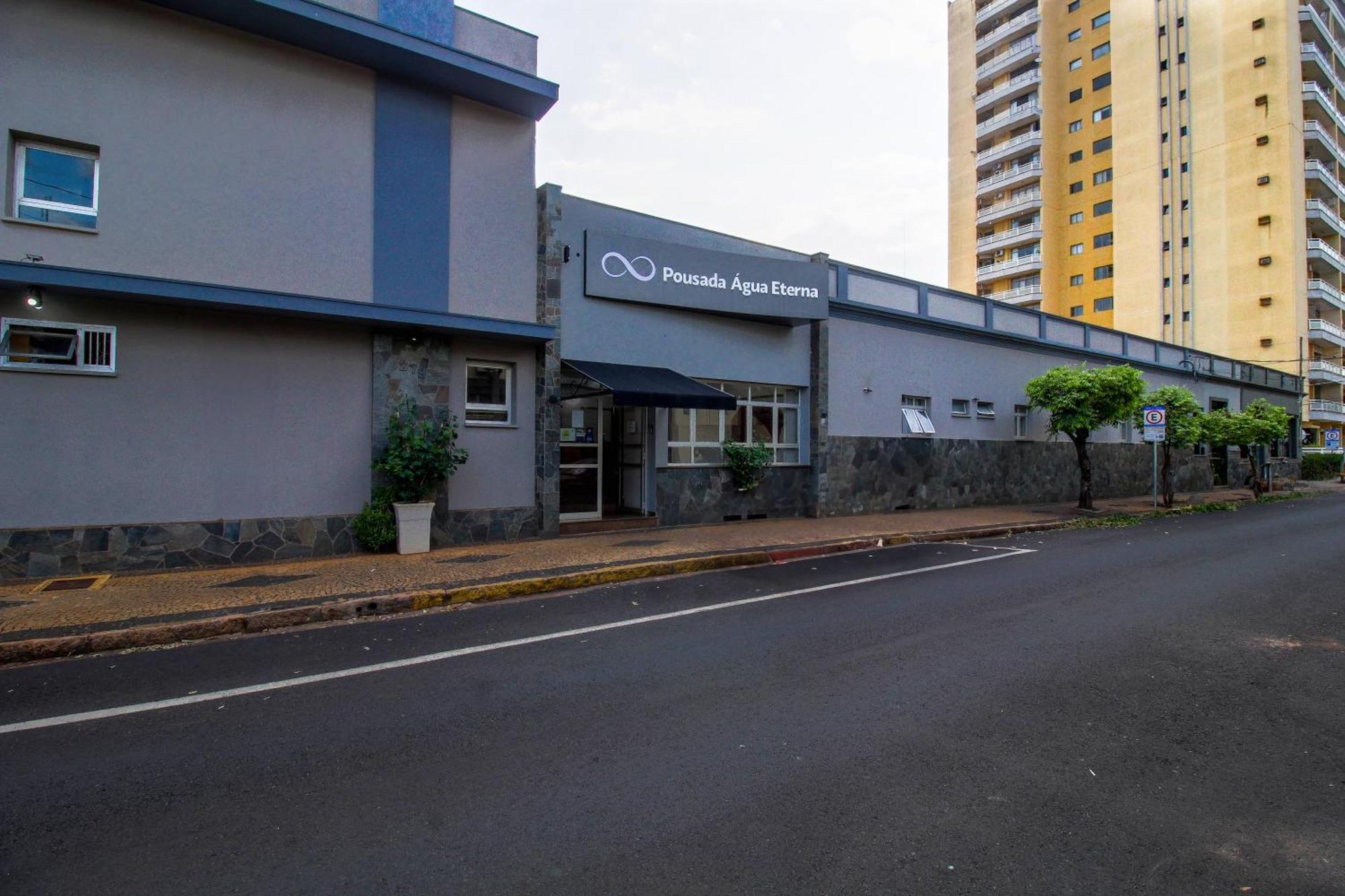 Voa água Eterna Hotel Olímpia