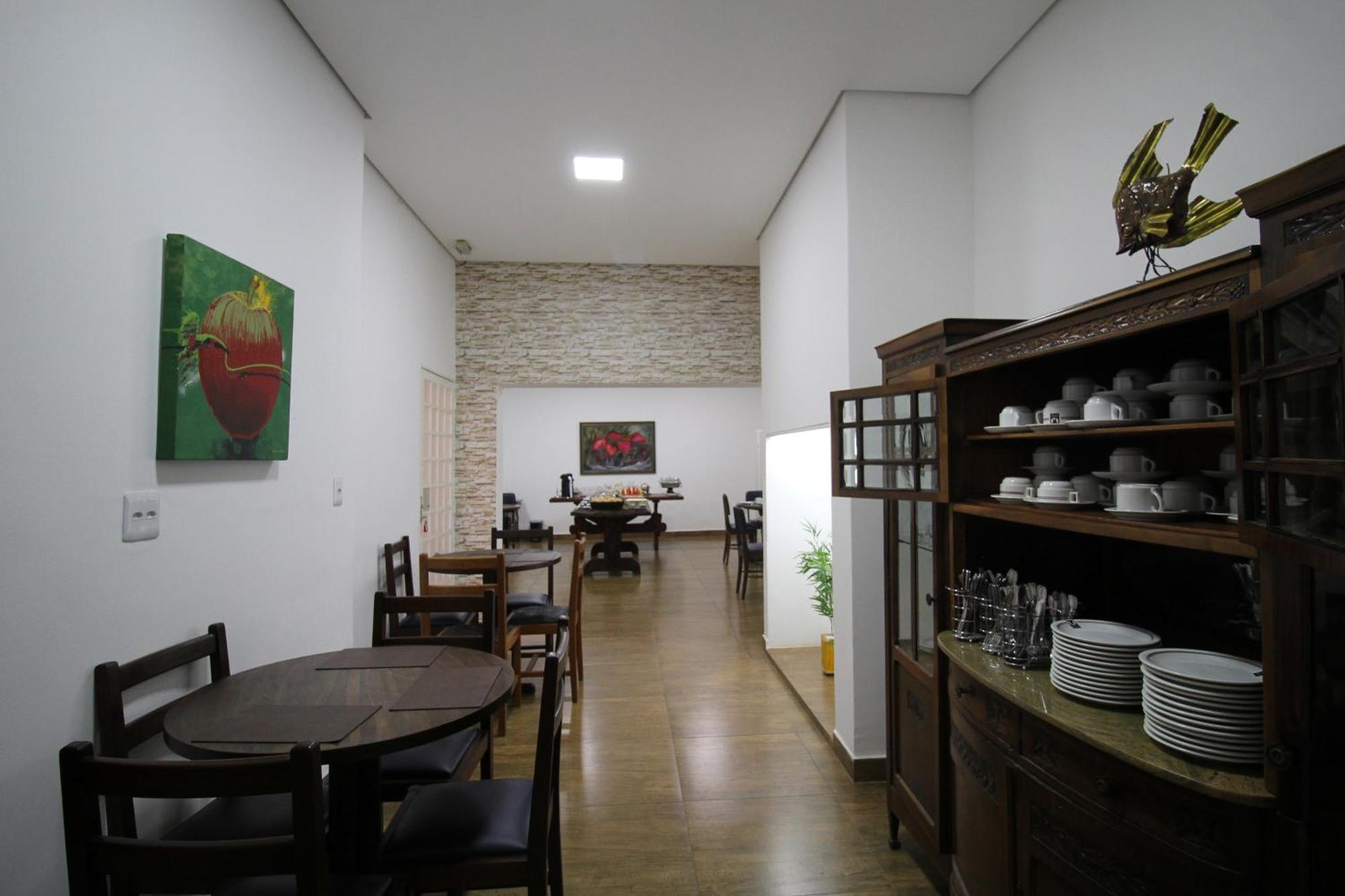 Pousada Agua Eterna - Proximo Ao Museu De Cera, Hot Beach E Thermas Dos Laranjais Hotel Olimpia